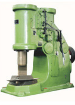 Ciocanul de forjare pneumatic din doua blocuri (corp + nicovala) seria C41
